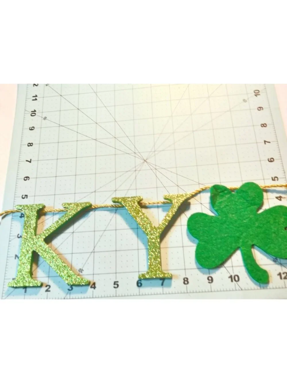 Lucky St Patricks Day Garland 38 In Green Glitter Shamrocks Luck of Irish